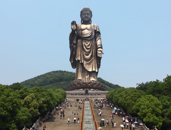 拜灵山沐温泉-佛山脚下洗心之旅